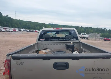 2003 Chevrolet Silverado 1500 Ls из США, поврежденный, VIN 2GCEC19TX31332925